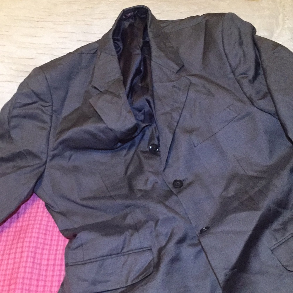 Tuxedo Combination View 2